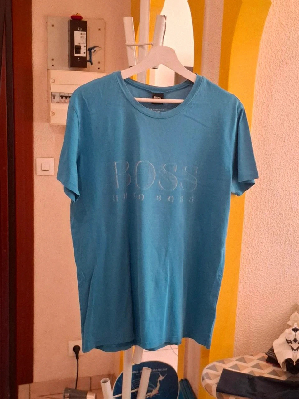 Hugo Boss T-shirt - Bleu - Taille L - Protection Solaire SPF 50+ – Hugo Boss – taille L 2