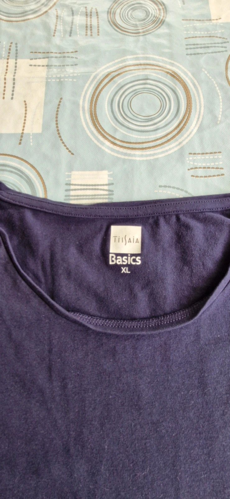 T-shirt – Tissaia – taille XL / 42 / 14 2