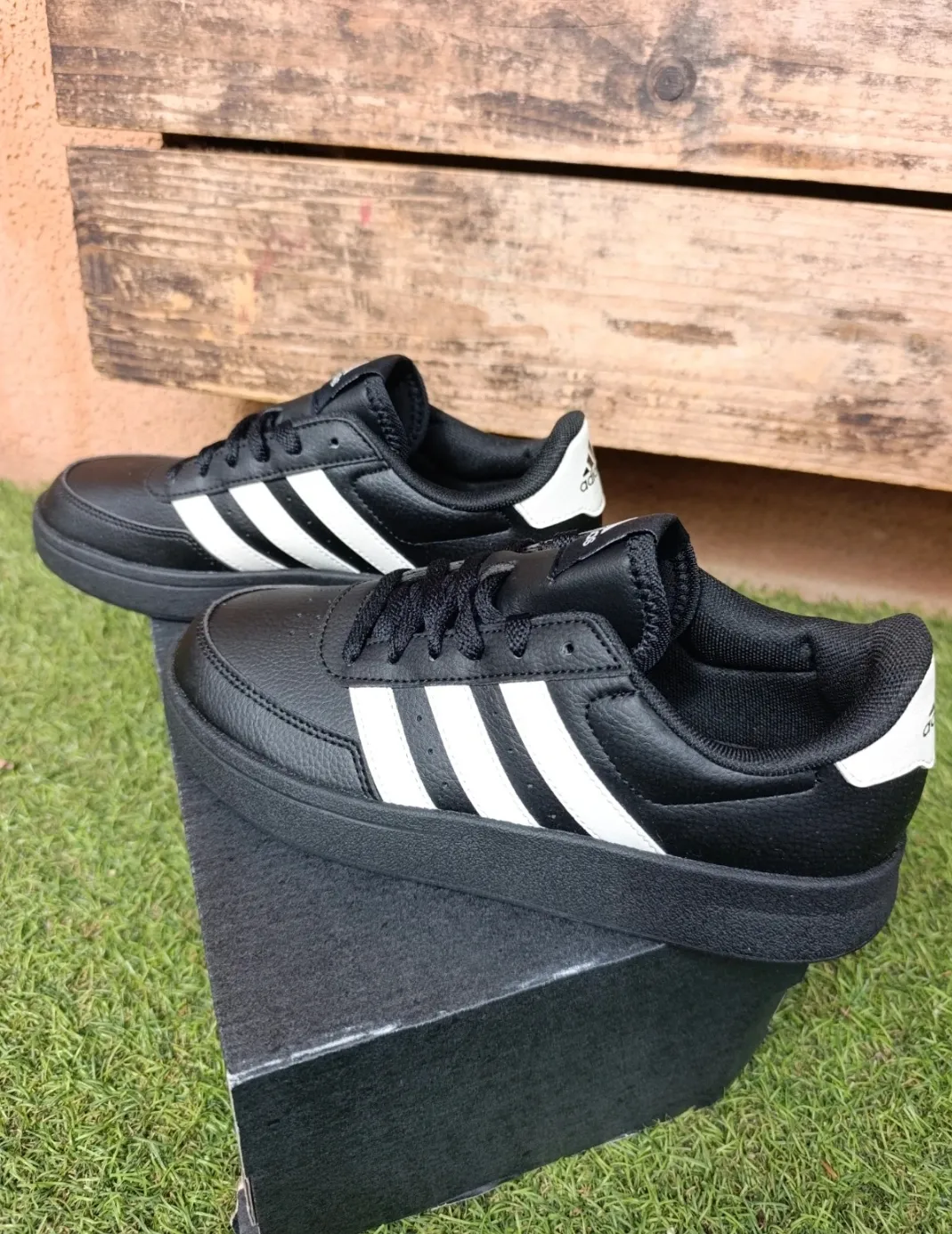 Adidas breaknet 2.0