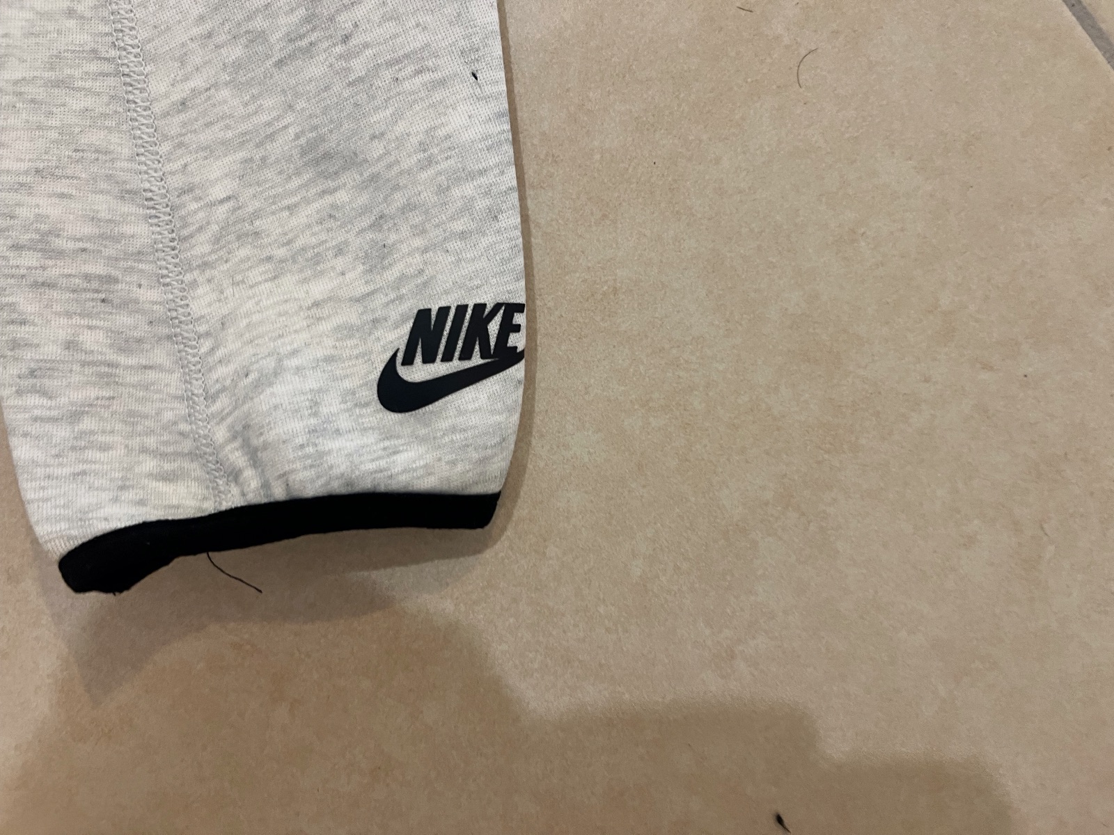 Pull Nike tech kangourou – Nike – taille M 2
