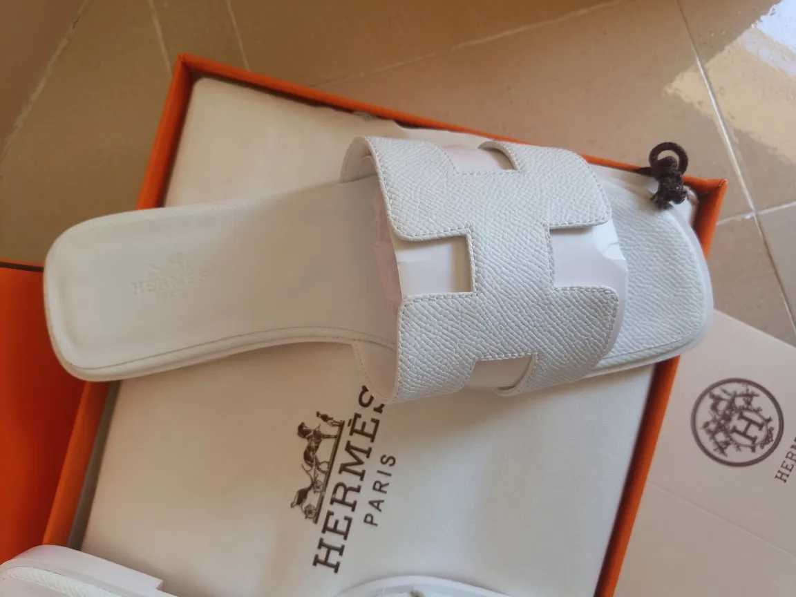 Sandales Hermès Oran blanches 3