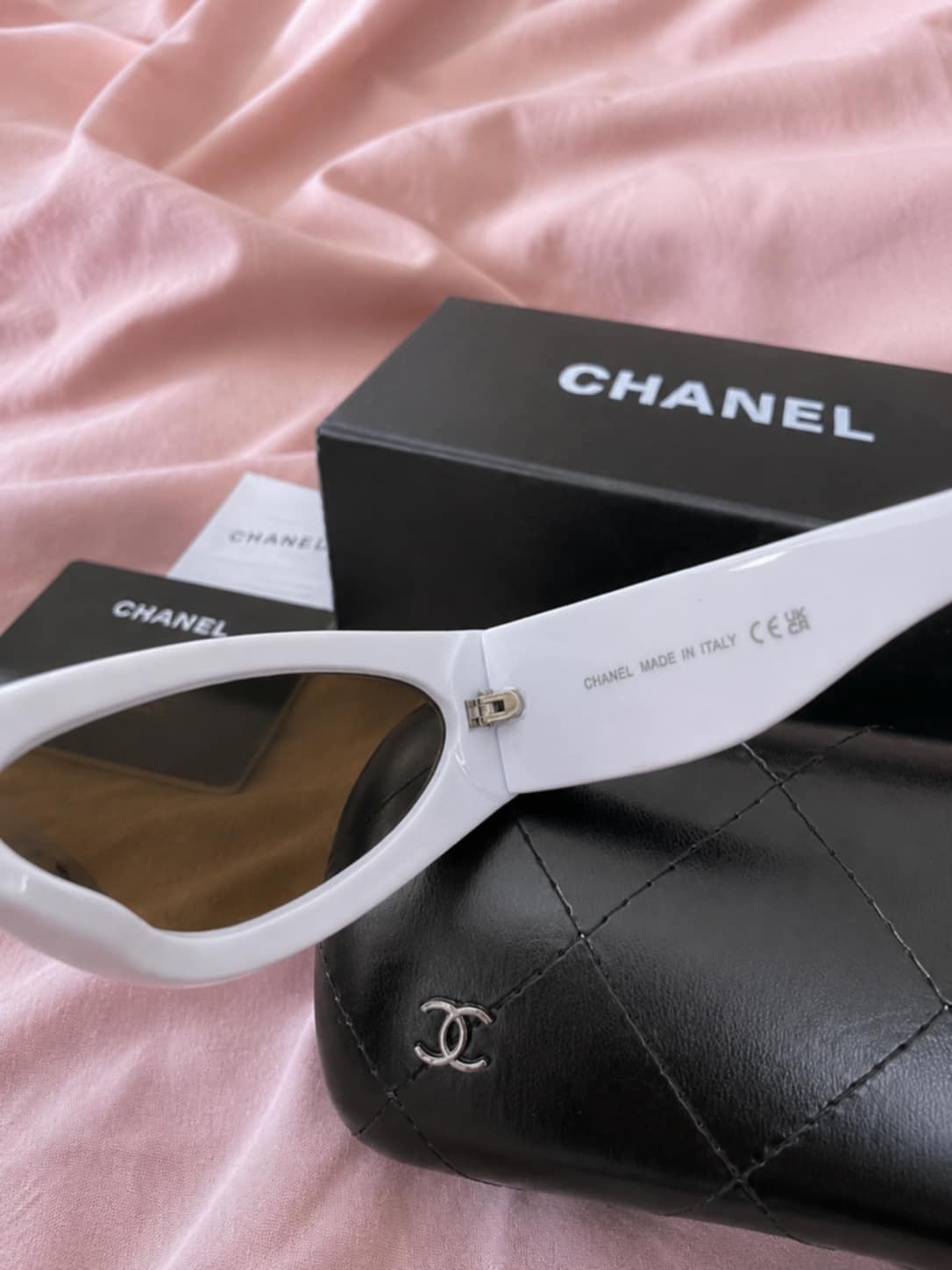 Lunettes de soleil Chanel 4