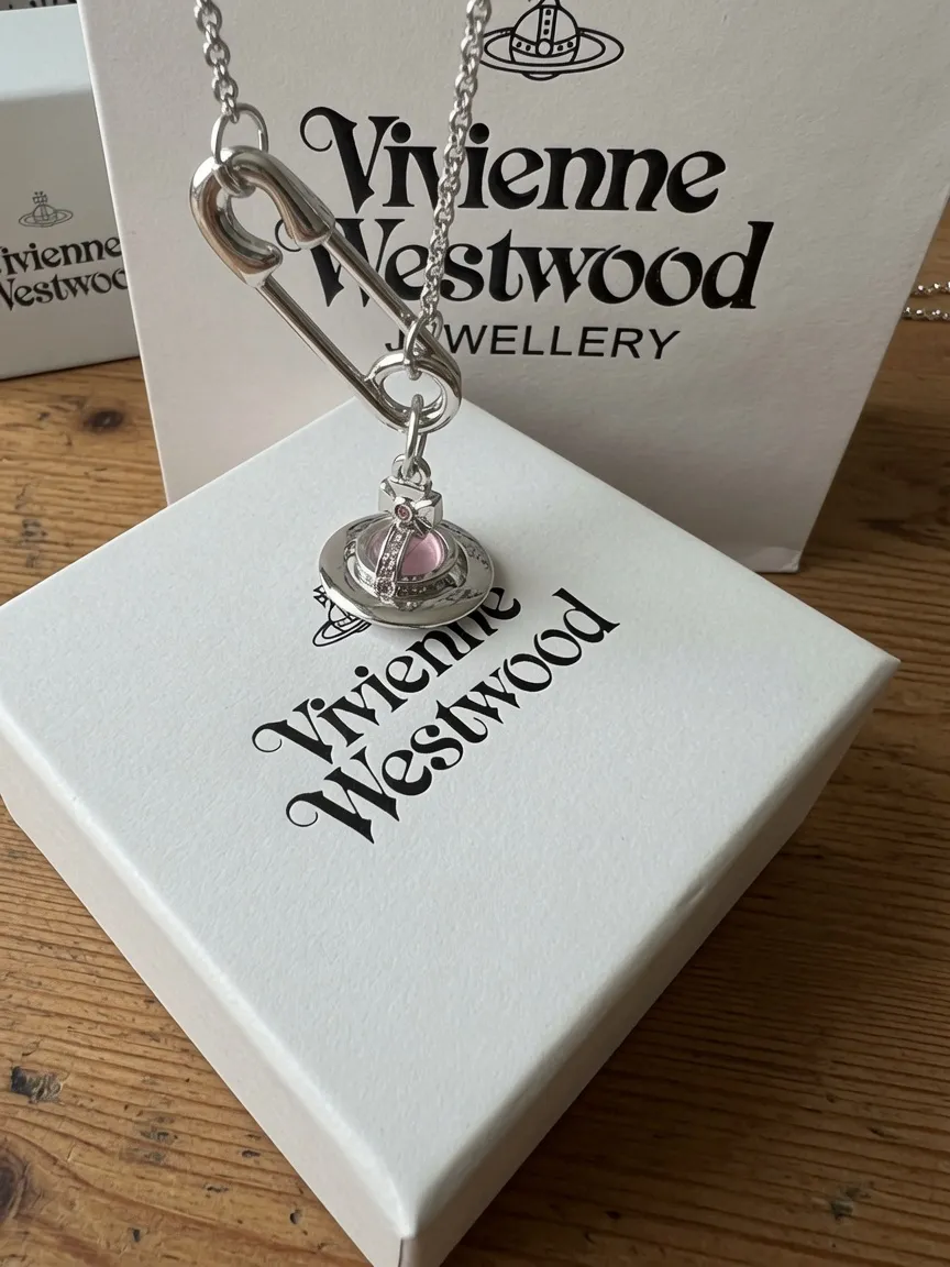 Collier Vivienne Westwood 3