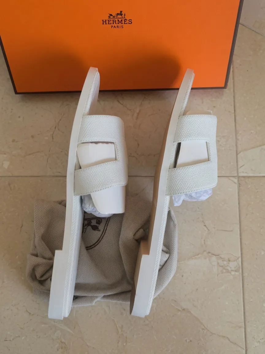 Sandales Hermès Oran blanches 7
