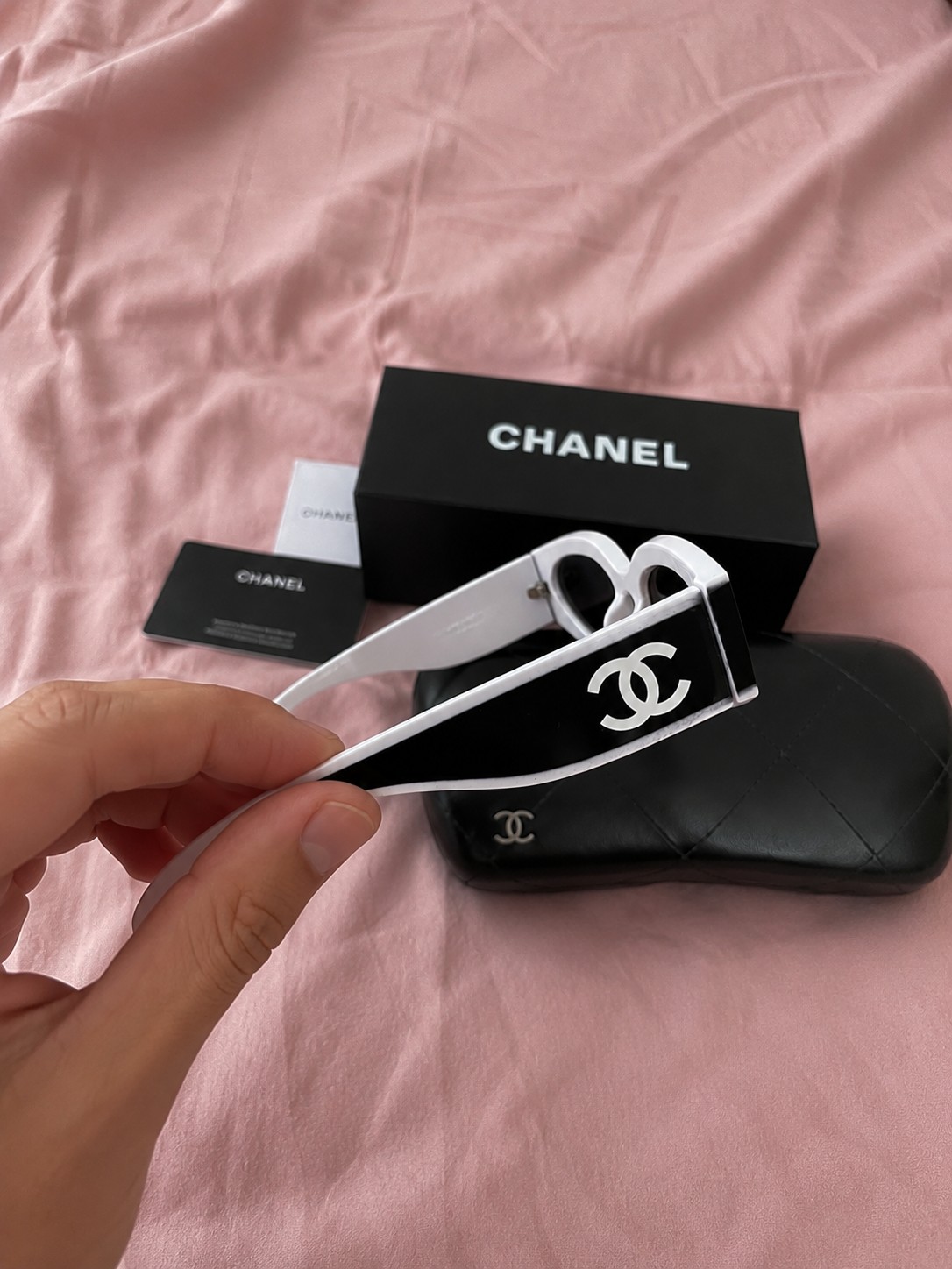 Lunettes de soleil Chanel 7