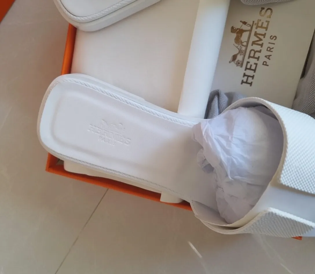 Sandales Hermès Oran blanches 6