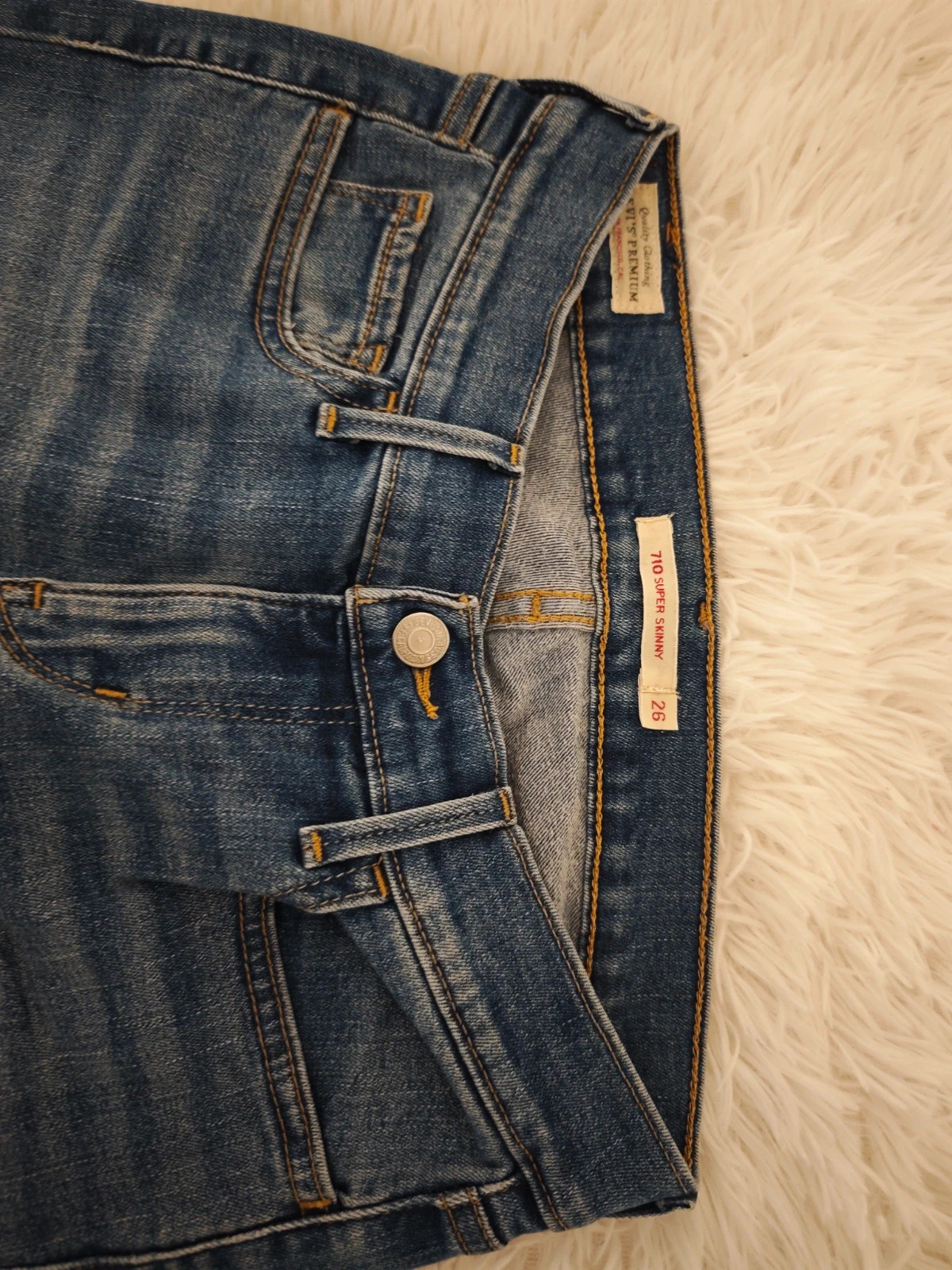 Jean Levi's Premium 710 Super Skinny – Levi's – taille XS / 34 / 6 3