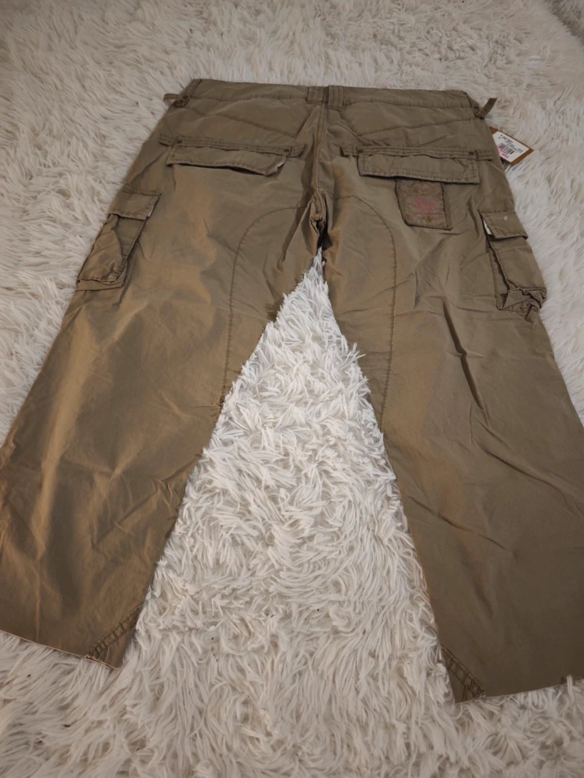 Pantacourt cargo brodé GURU – Années 2000 – Guru – taille M / 38 / 10 5