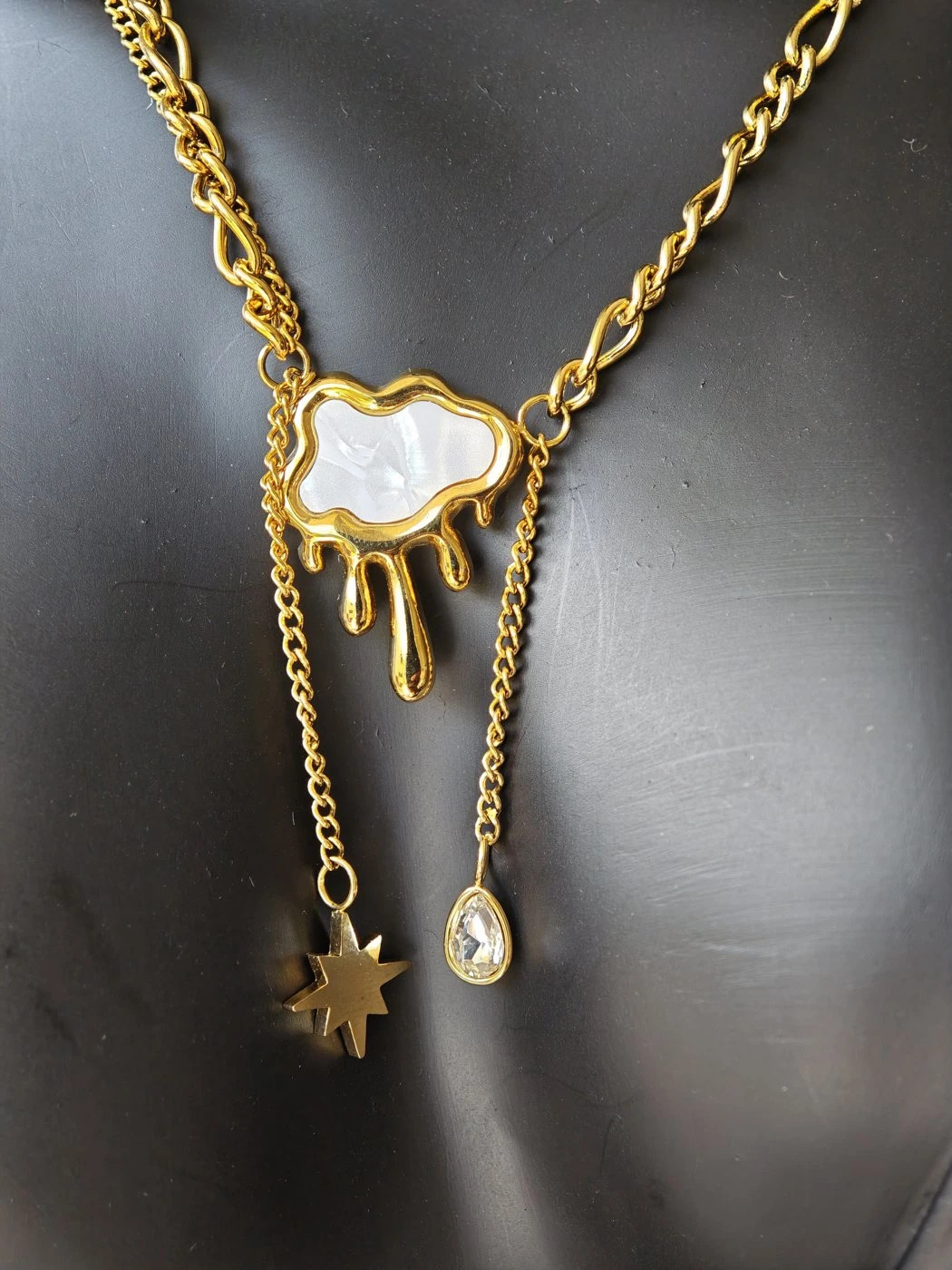 Collier nuage nacré doré - acier inoxydable 3