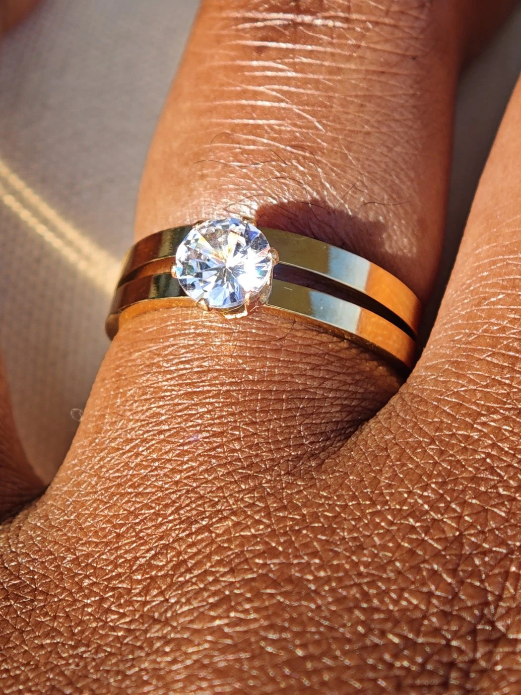 Bague solitaire dorée - acier inoxydable ajustable – taille Ajustable 2