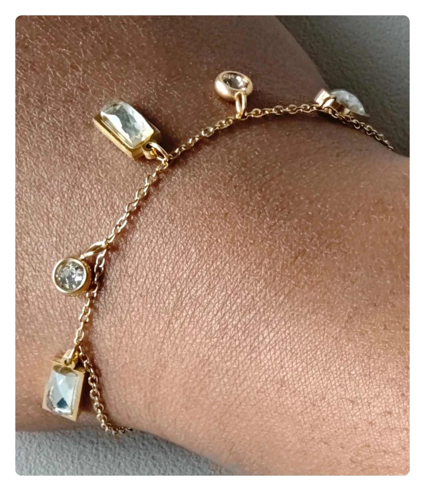 Bracelet acier inoxydable doré cristaux brillants waterproof élégant femme 4