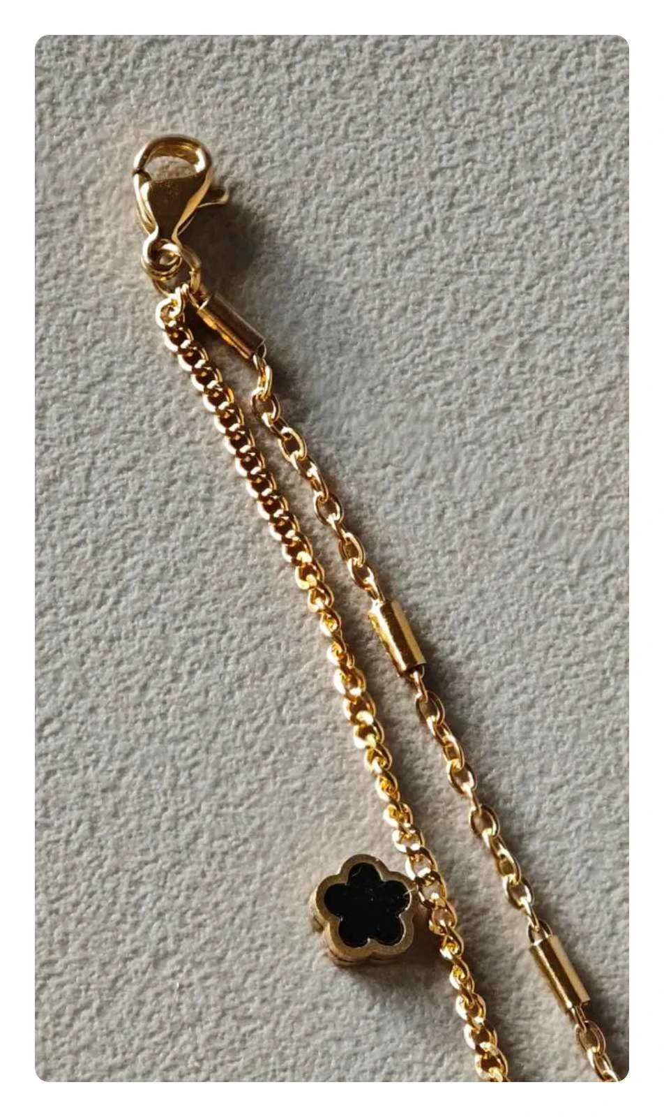 Bracelet multi-rang acier inoxydable doré fleurs noires waterproof tendance 4