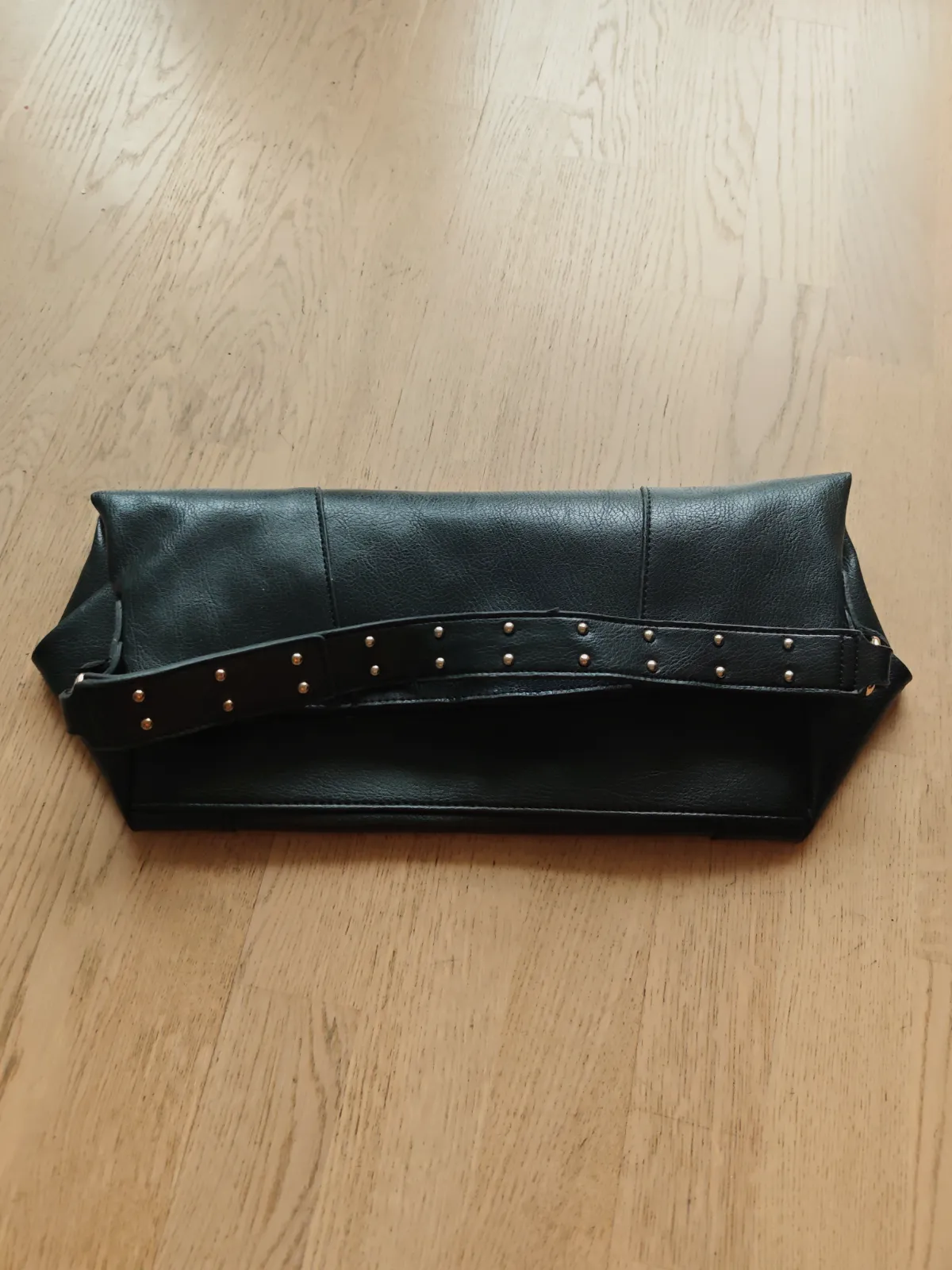 Sac cabas Mango noir – chaîne & clous dorés – Mango – taille Taille unique 5