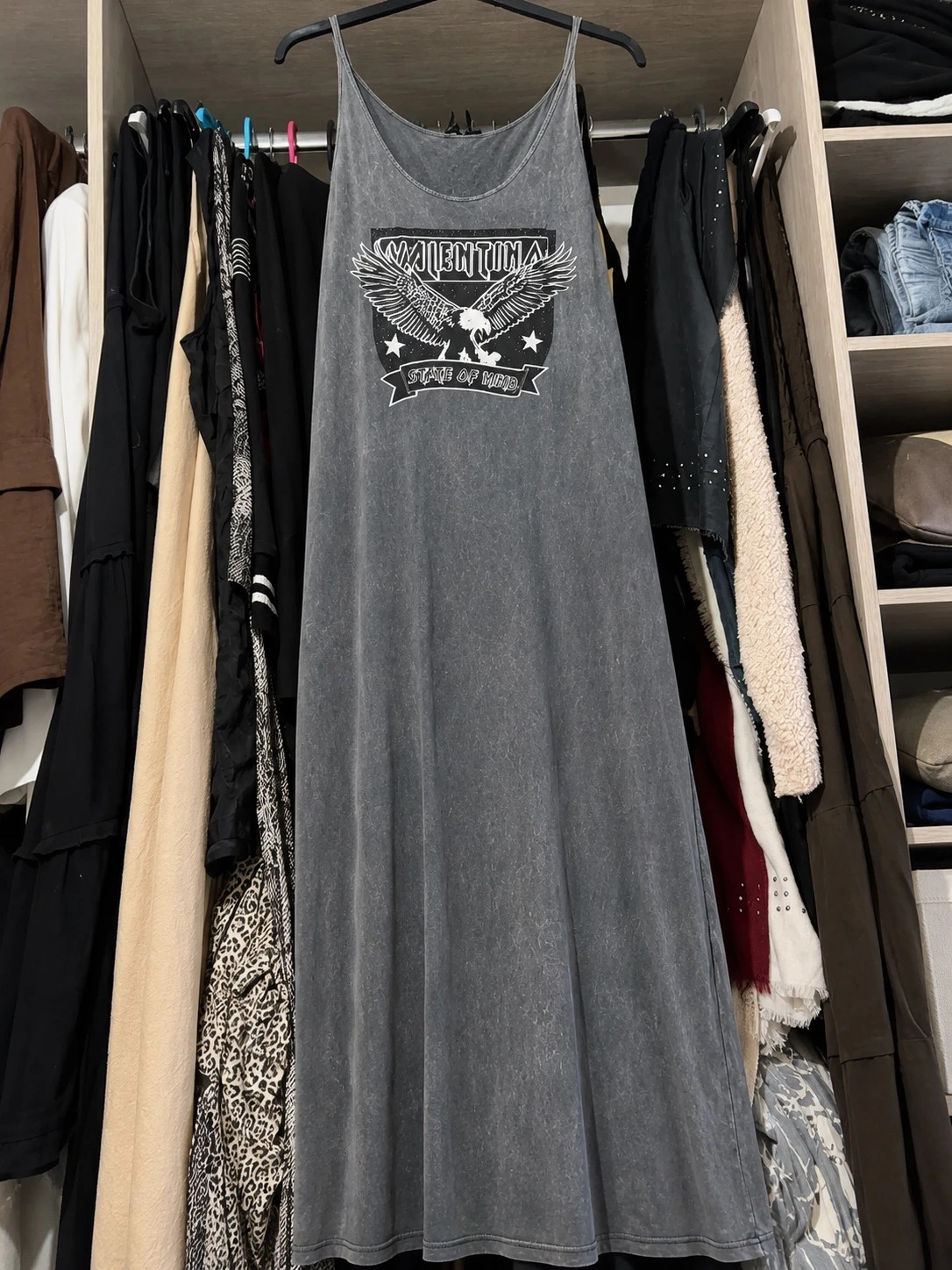 Robe longue gris délavé SHEIN – Taille L – Motif aigle – Shein – taille L / 40 / 12 2