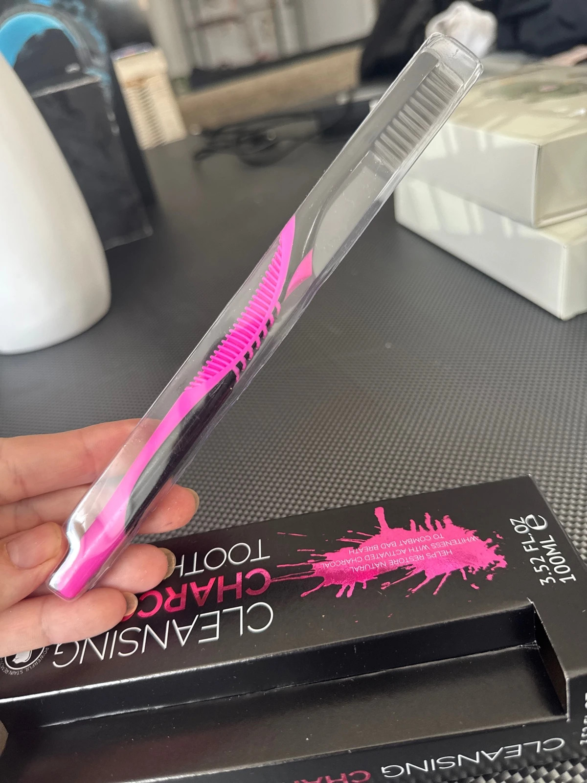 Dentifrice au charbon + brosse à dents – Neuf – xoc 3