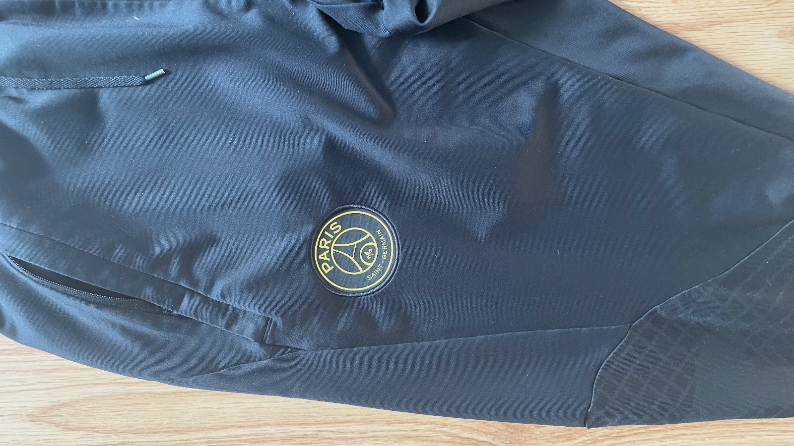 Bas de survet psg – Nike – taille M 2