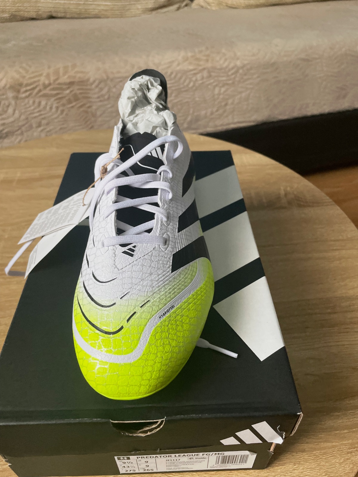 CRAMPON PREDATOR PRO – Adidas – taille EU 43 3