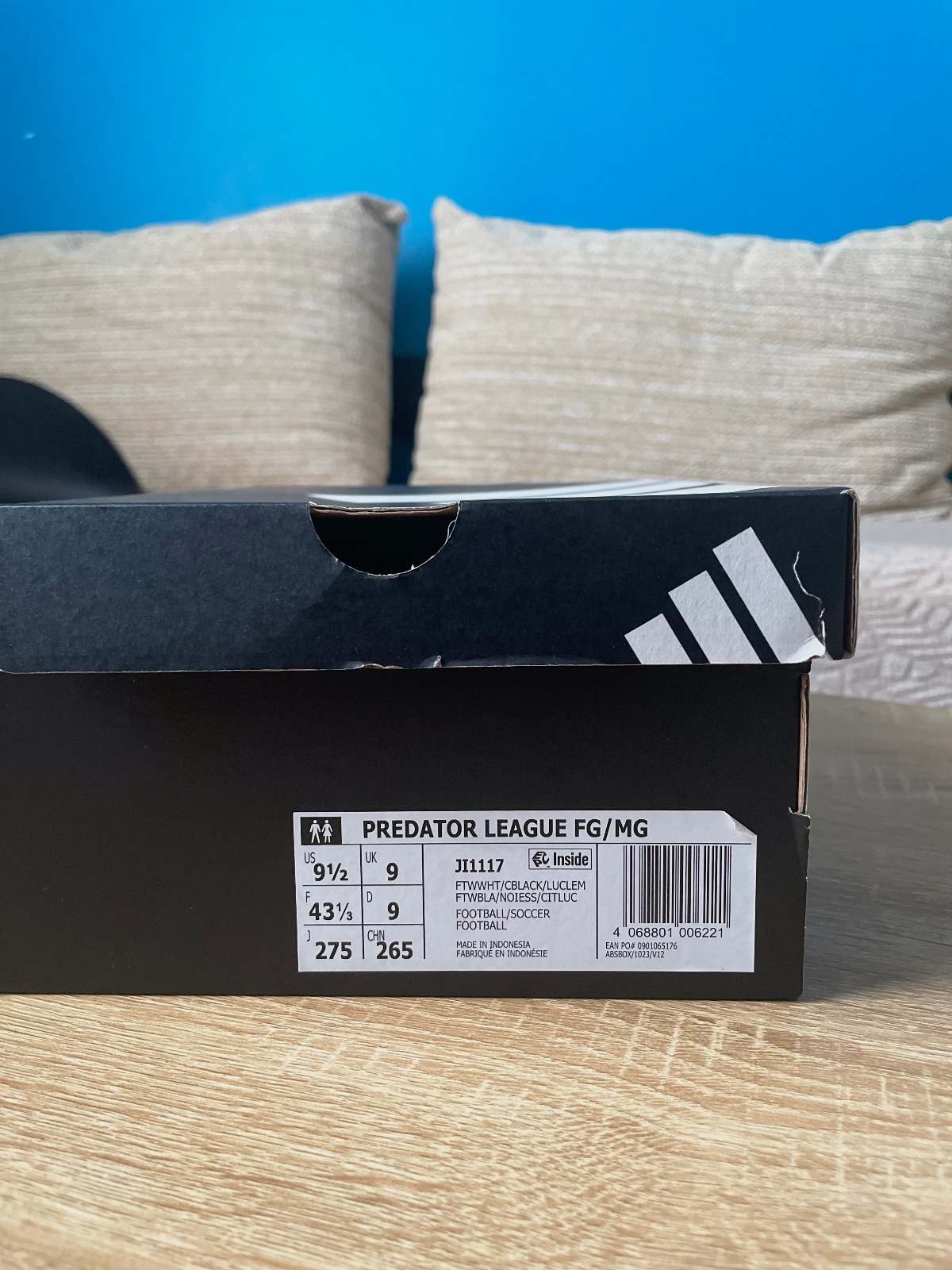 CRAMPON PREDATOR PRO – Adidas – taille EU 43 7