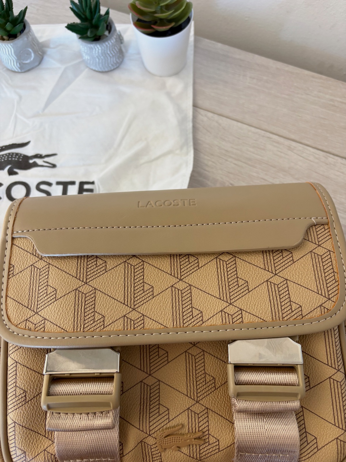 Sac besace Lacoste monogramme beige – Lacoste – taille Taille unique 3