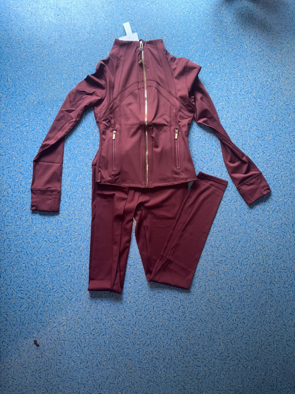 Lululemon bordeaux