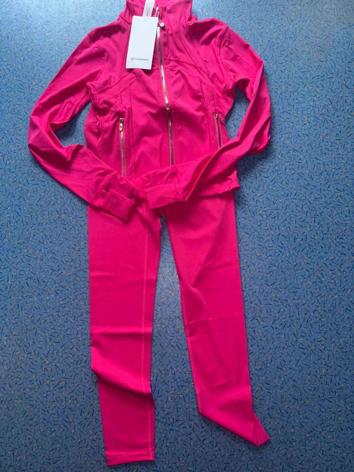 Ensemble lululemon rose fuchsia