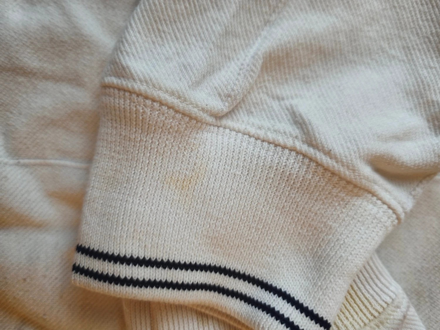 Sweat à col V Puma Vintage rétro finitions rayées logo brodé blanc Homme taille M – Puma – taille M 4