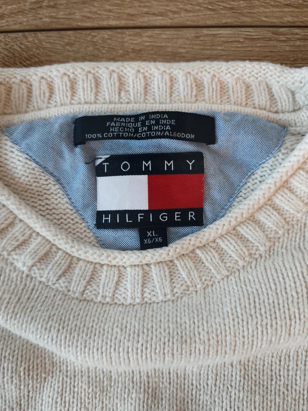 Pull Tommy Hilfiger vintage écru taille XL avec bande signature Rouge Bleu Blanc – Tommy Hilfiger – taille XL 3