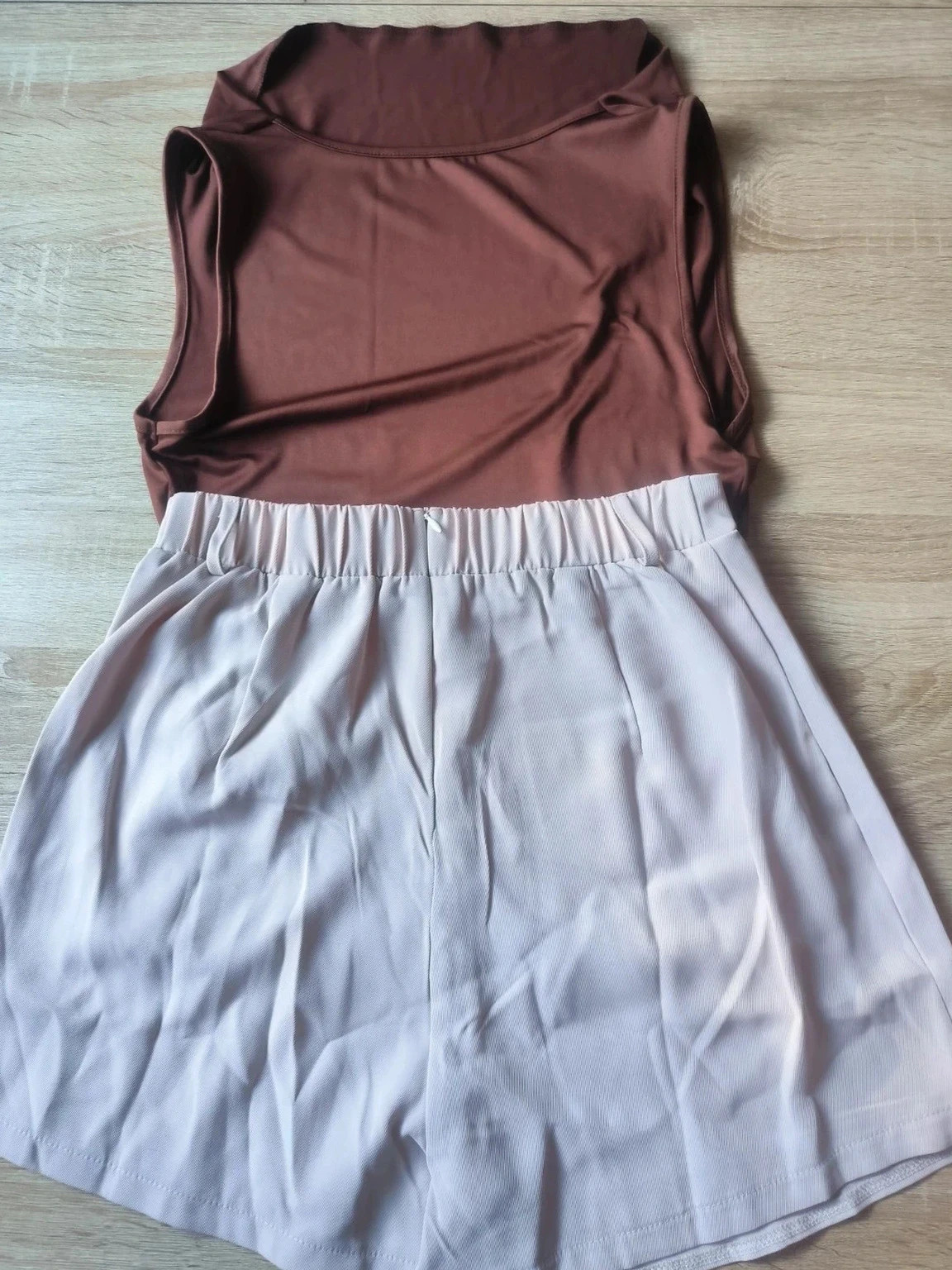 Top marron sans manches + bas blanc - Ensemble 2 pièces femme