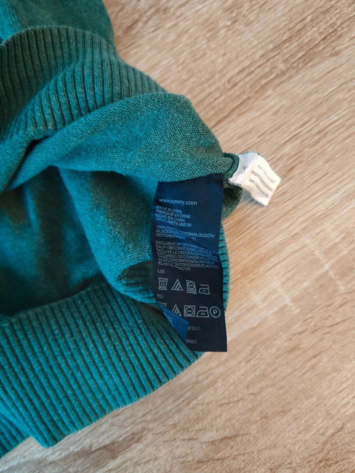 Pull col V Tommy Hilfiger – Taille XL – vert émeraude – Tommy Hilfiger – taille XL 4
