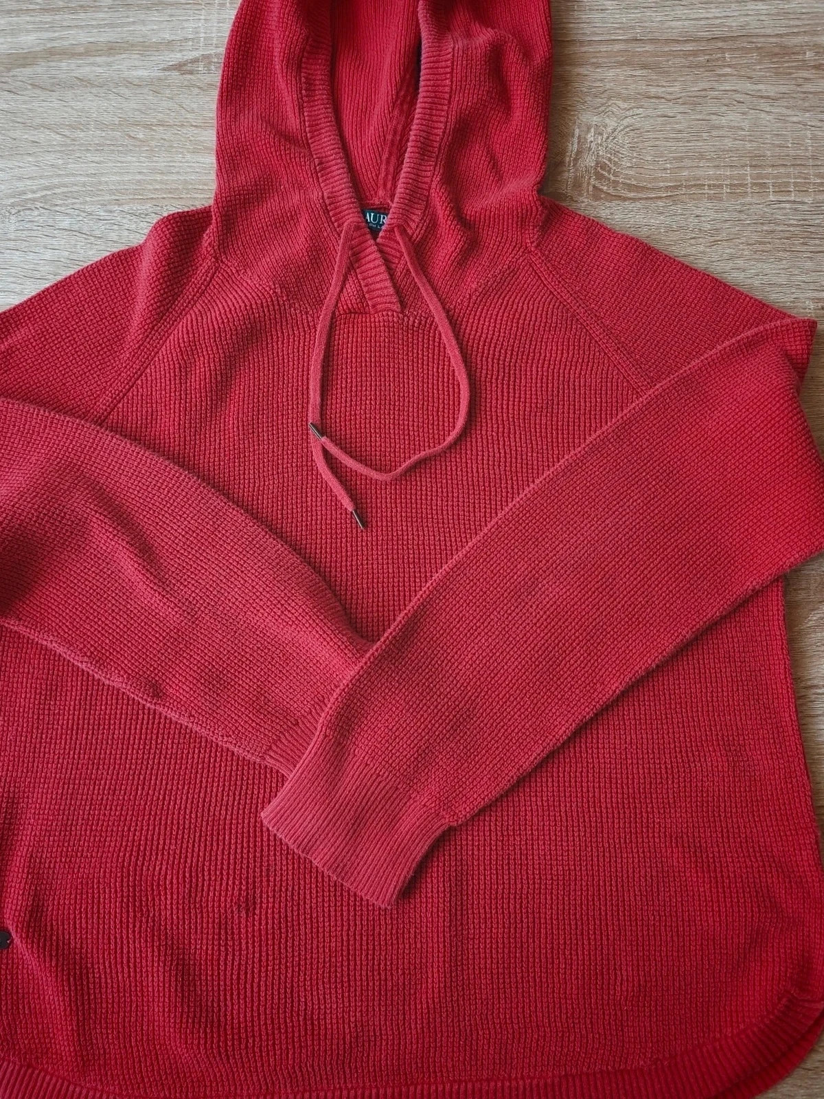 Pull à capuche Ralph Lauren Lauren en maille texturée rouge – Taille L