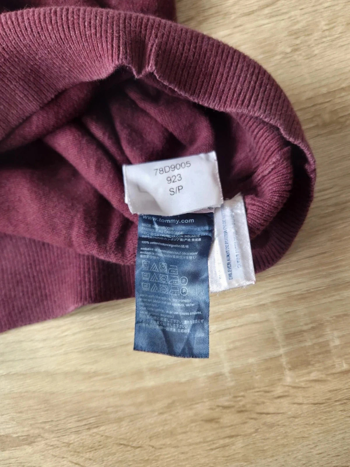 Pull Tommy Hilfiger Bordeaux / Prune Col V S 100% Coton – Tommy Hilfiger – taille S 5