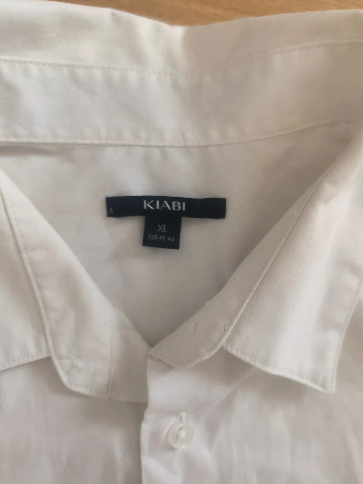 Chemise blanche classique Kiabi – Coupe droite – Taille XL (43-44) – Kiabi – taille XL 3