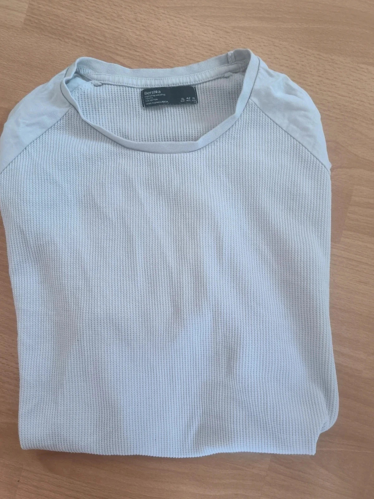 T-shirt blanc texturé nid d'abeille Bershka – Taille XL – Bershka – taille XL 2