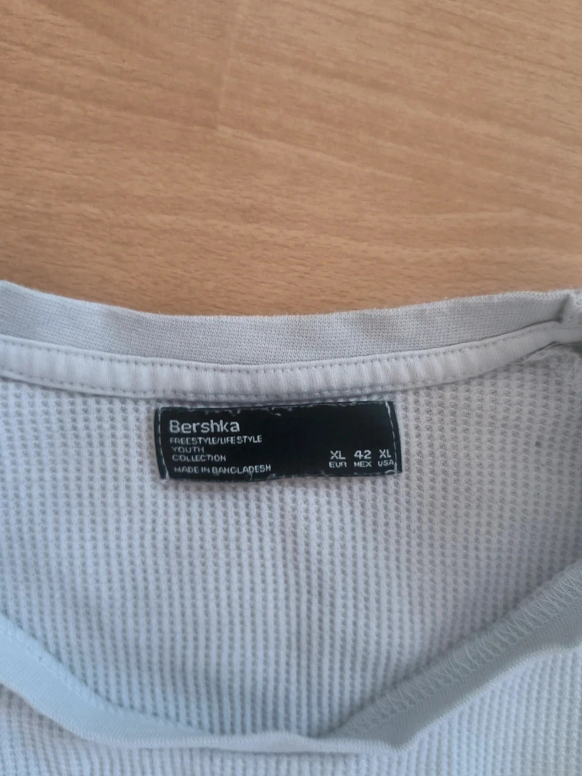 T-shirt blanc texturé nid d'abeille Bershka – Taille XL – Bershka – taille XL 3
