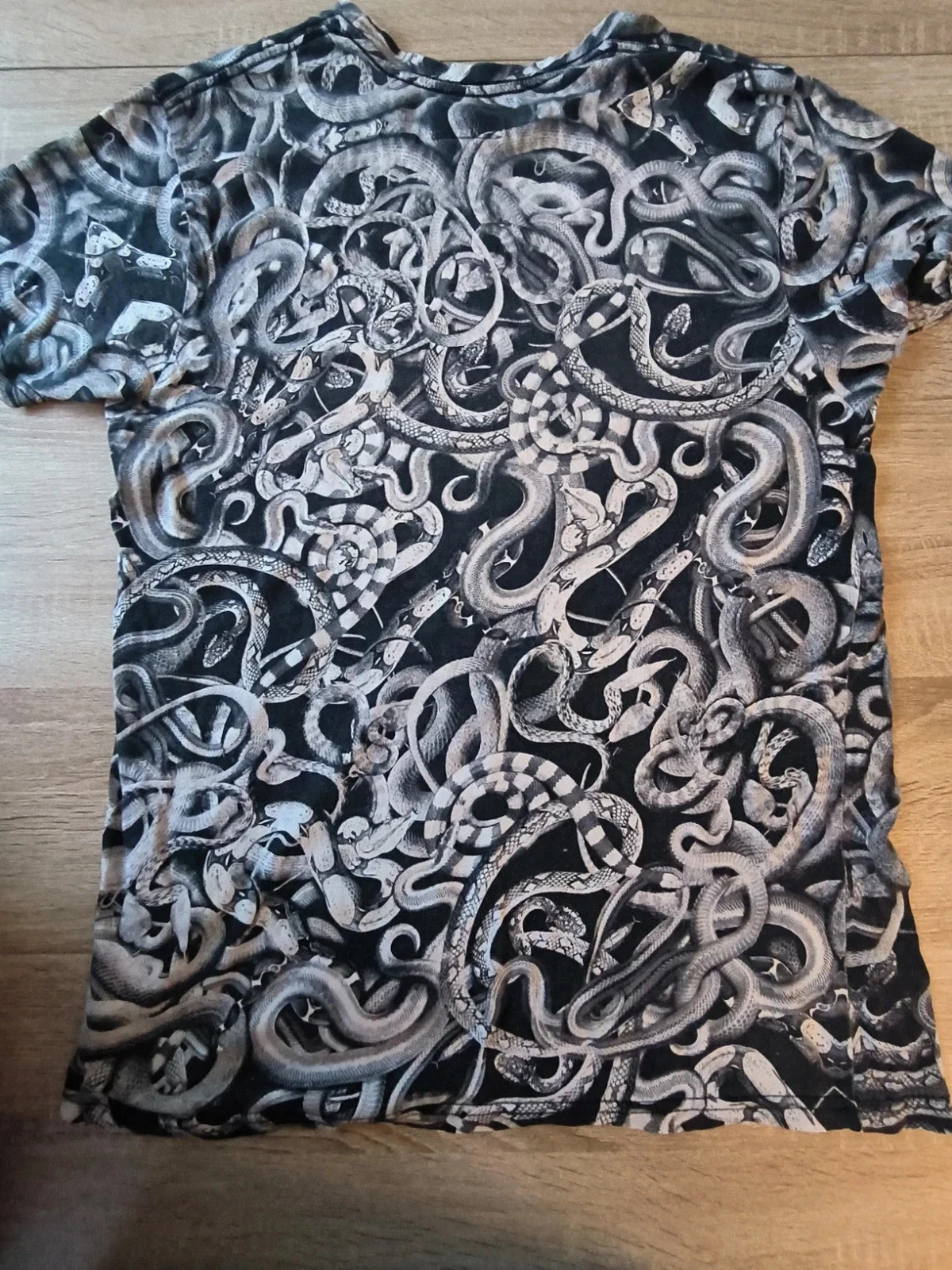 T-shirt Eleven Paris "Life is a Joke" - Imprimé Serpents - Taille L – ELEVENPARIS – taille L 3