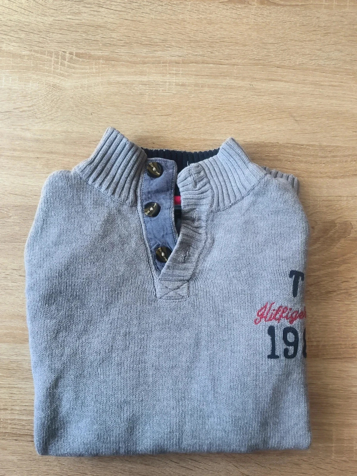 Pull col camionneur gris Tommy Hilfiger avec coudières – Taille XL (Enfant 20 ans / S-XS) – Tommy Hilfiger – taille S 2