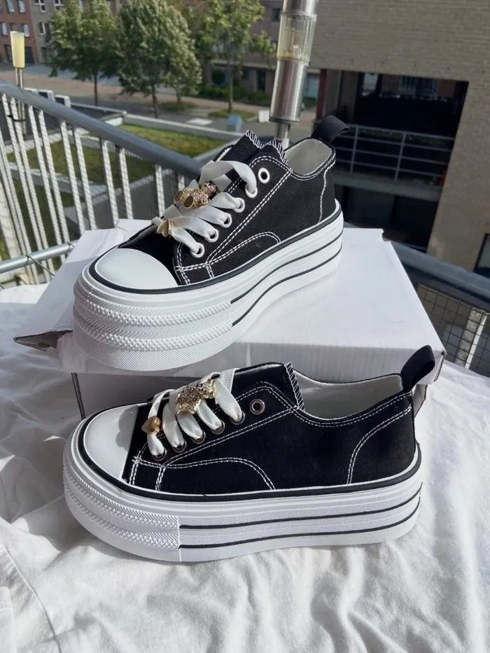 Woman’s sneakers 39 – Sans marque – taille EU 39 2