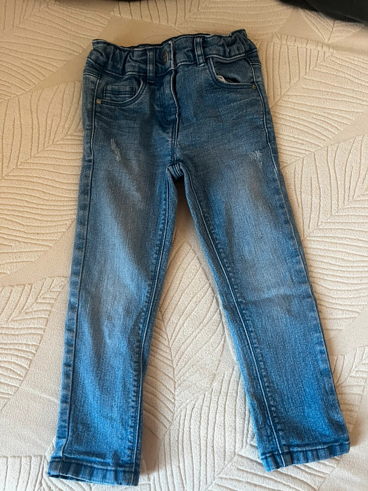 2 pantalons Orchestra et Kiabi taille 4 ans – Orchestra – taille 4 ans / 104 cm 2