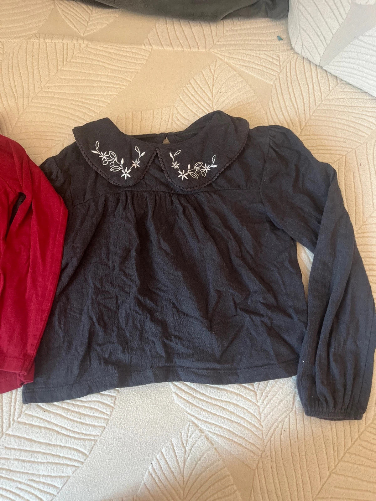 2 t-shirt manches longue, Kiabi , 4 ans – Kiabi – taille 4 ans / 104 cm 2