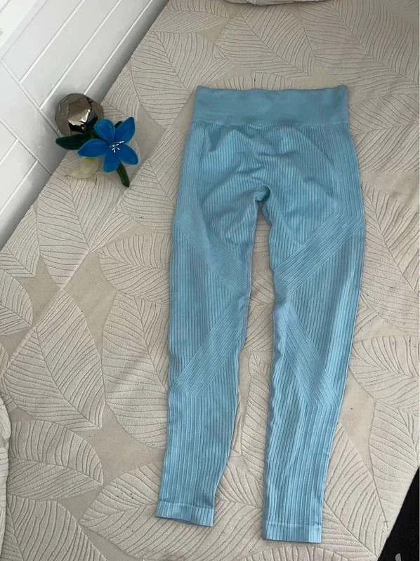 Legging de sport / effet push up / Taille 36 bleu clair – boutique indépendante – taille S / 36 / 8 2