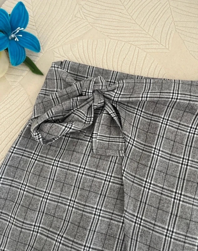 Jupe à carreaux, Taille 38/ M ( mesures dans le descriptif) – Shein – taille M / 38 / 10 3