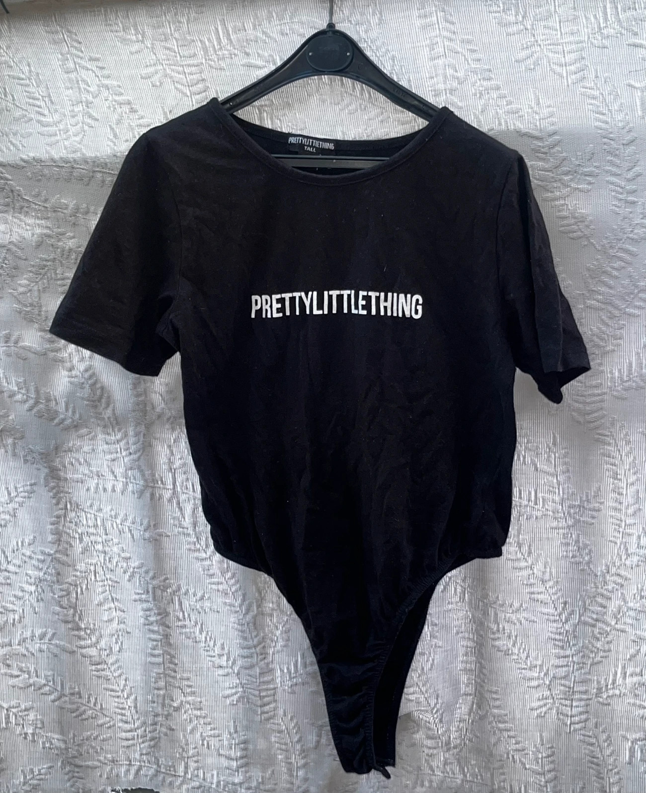 Bodies manches courte / Pretty Little Thing / Taille 38 (M)