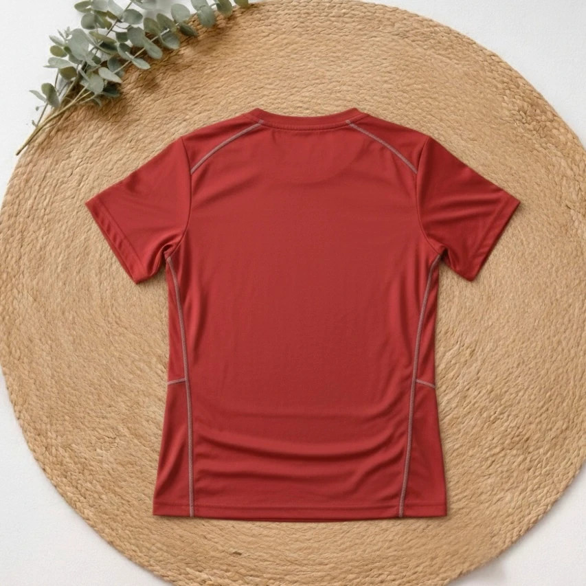 T-shirt de sport MC ~ Decathlon rouge ~ Taille 12 ans – Decathlon – taille 12 ans / 152 cm 2