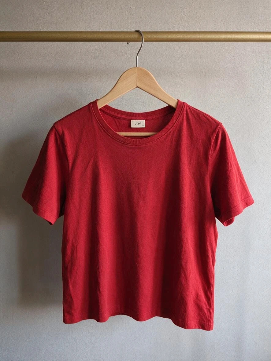 t-shirt rouge uni à manches courtes - JDY -XL 3€ – JDY – taille XL / 42 / 14 2