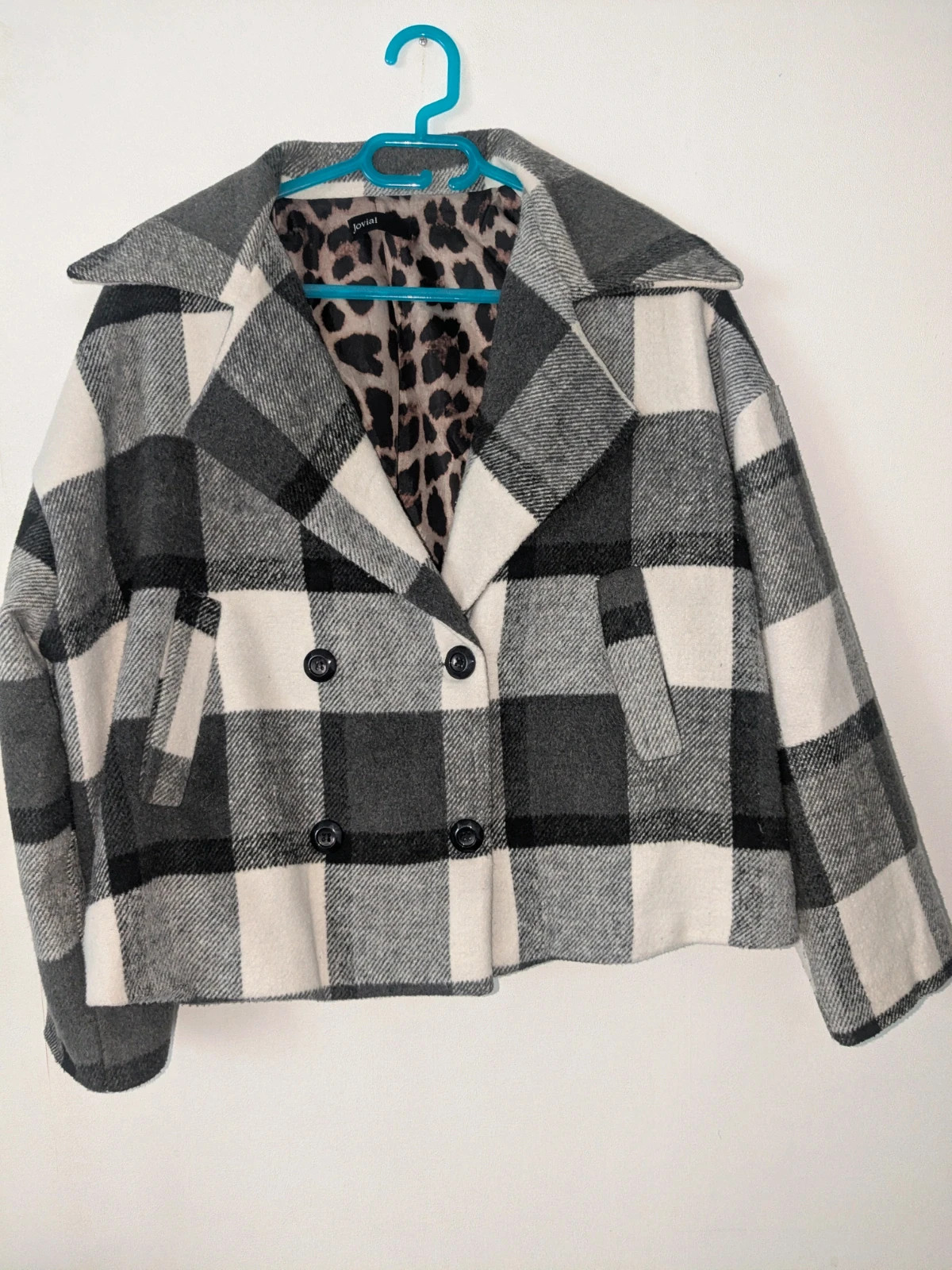 Manteau élégant court Jovial - neuf _ M(38) 25 €