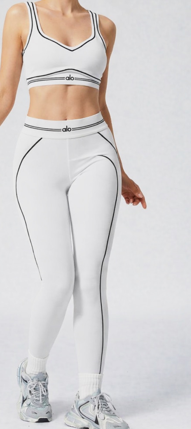 Ensemble Alo Yoga Blanc – Alo Yoga – blanc – taille 36 3
