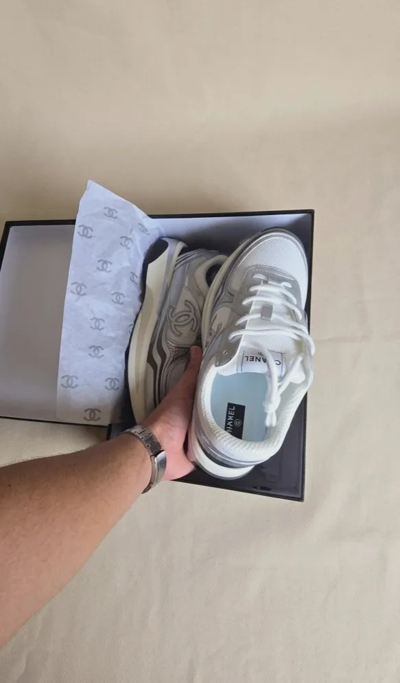 Chanel 1.1 – Chanel – taille EU 44 2