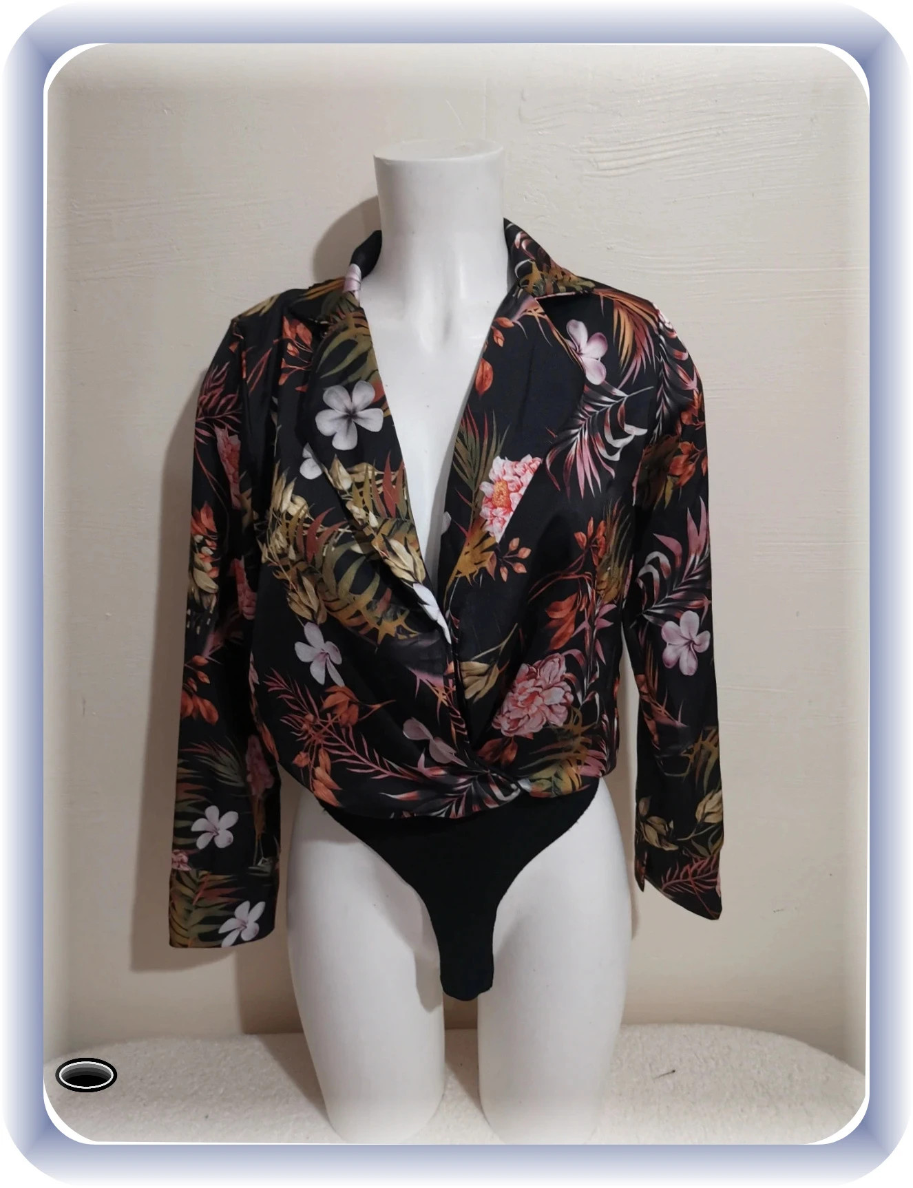 Superbe body imprimé floral taille s zara touche soie – Zara – taille S / 36 / 8 2
