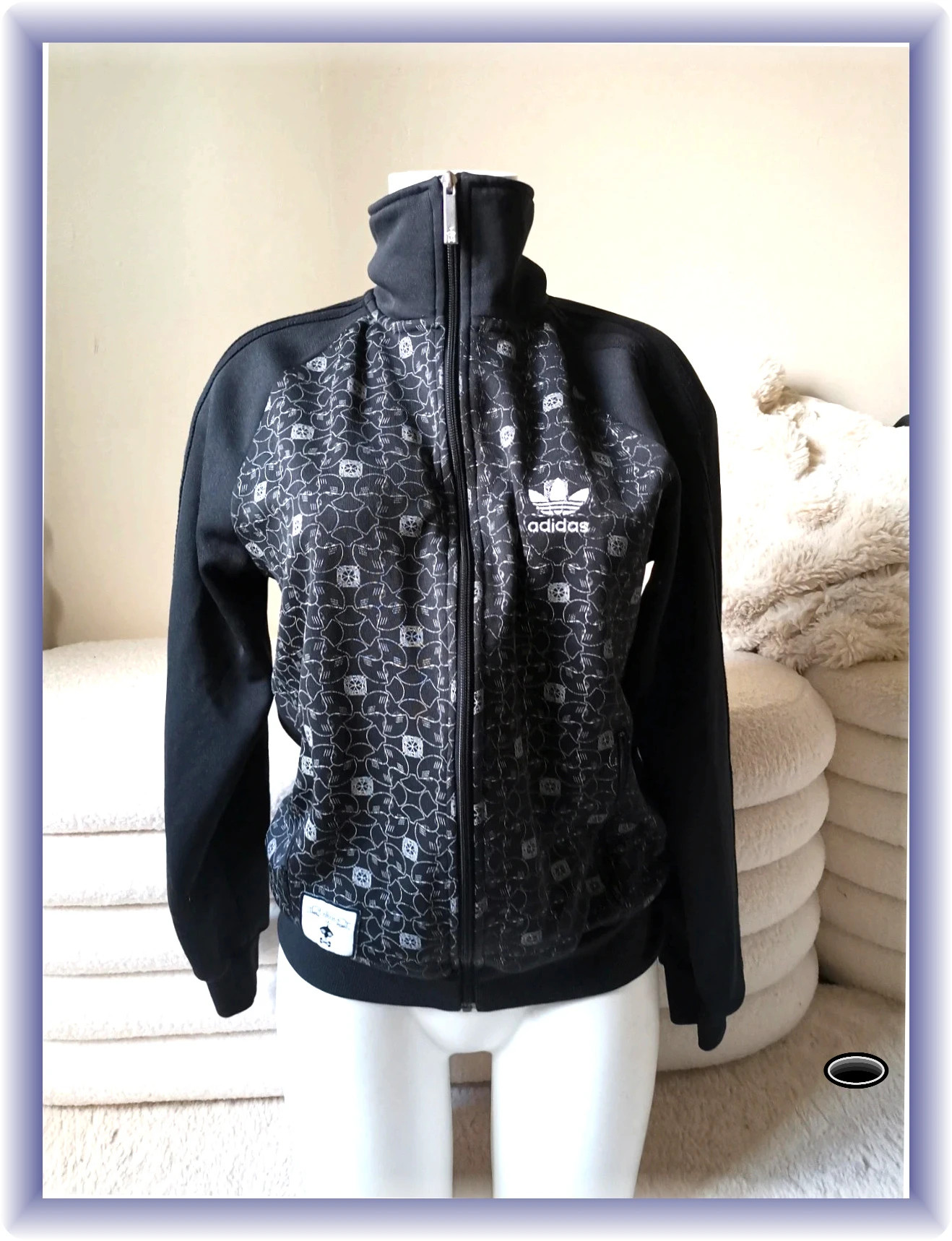 Veste de survêtement graphique Adidas Édition spéciale Sign off Wars Noir/Blanc Homme s – adidas – taille S 2