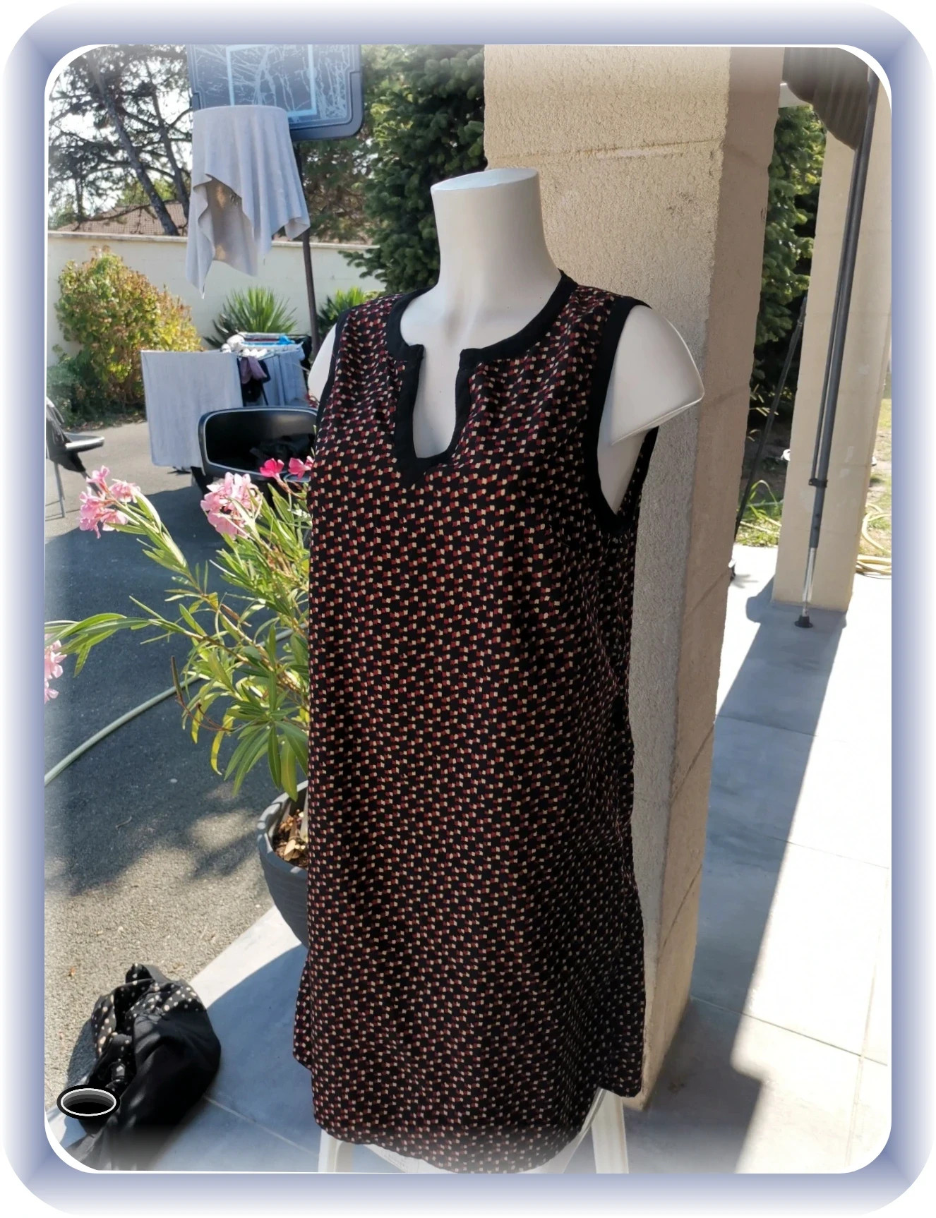 Très belle robe taille M fluide Très belle robe taille M fluide – indépendant – taille M / 38 / 10 3
